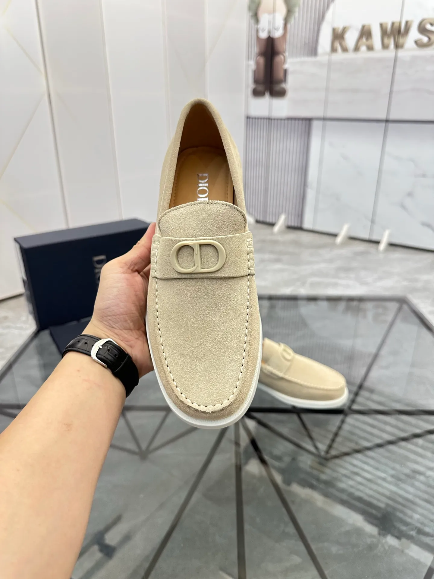 Selling men's shoes 💰: 💰P440¥ Product trademark: Dio* "Dior*" slip-on shoes Regular size: 39-44 (can be customized to 45.46) Product materials: imported nubuck leather upper, cowhide lining, original outsole. Number: 628